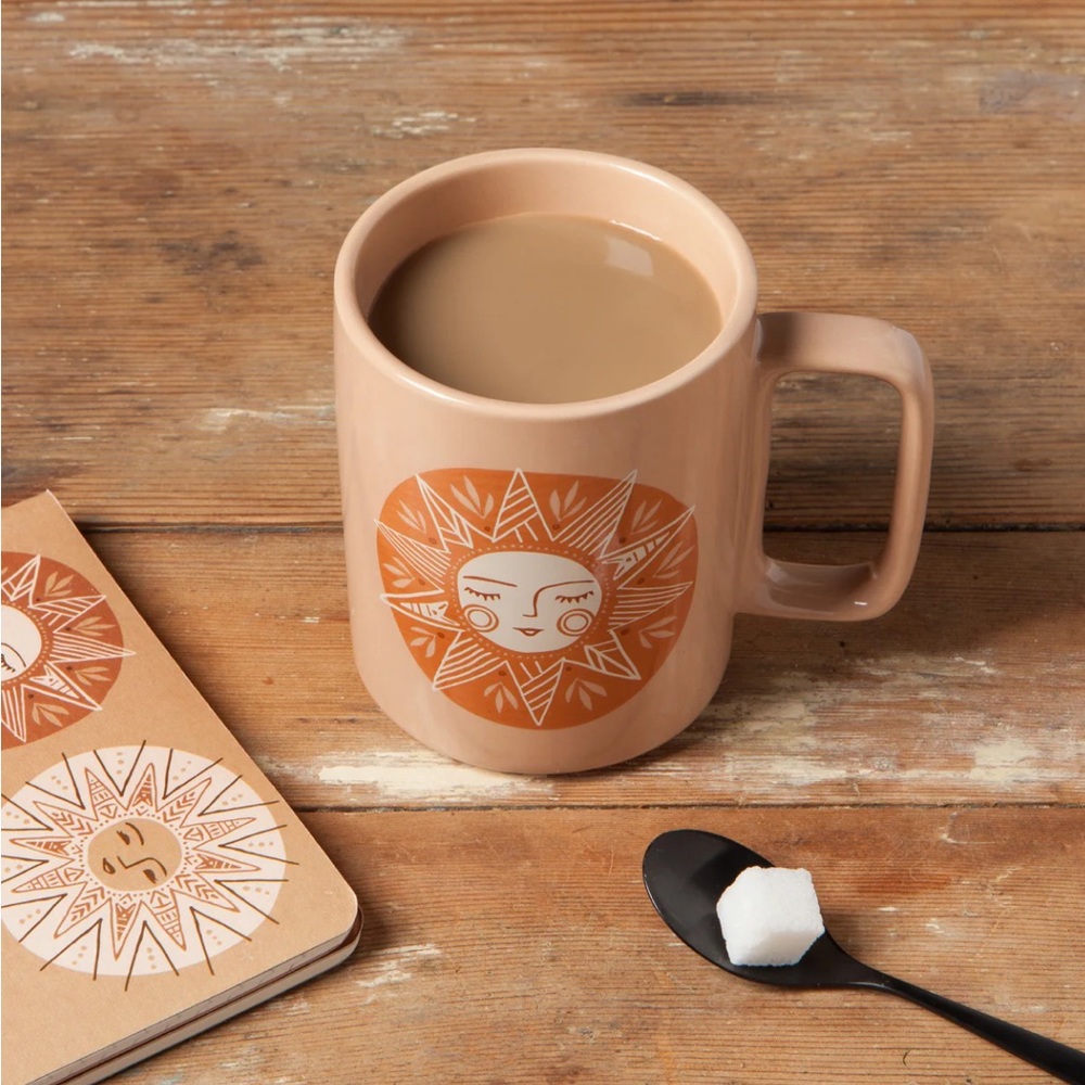 “Solstice” gift bundle: ceramic mug w/stylized sun design &Swedish dishcloth-NWT - Picture 4 of 16